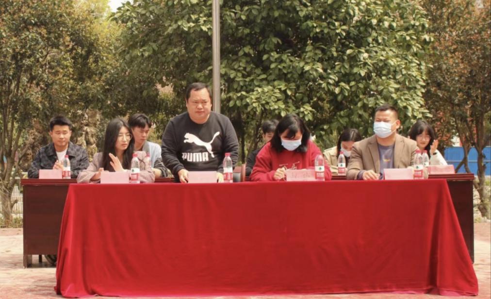 青春“篮”不住,热血不止步 —必赢电子游戏网站第十八届“希望杯”篮球赛闭幕 青春“篮”不住,热血不止步 —必赢电子游戏网站第十八届“希望杯”篮球赛闭幕