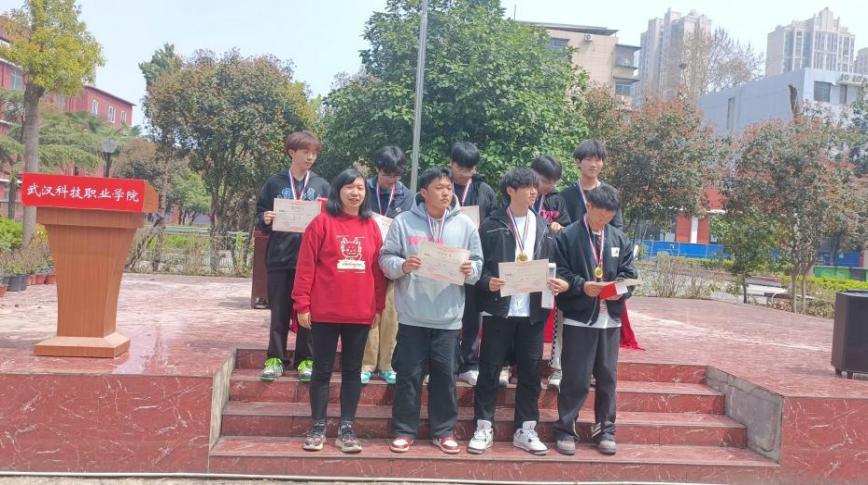 青春“篮”不住,热血不止步 —必赢电子游戏网站第十八届“希望杯”篮球赛闭幕 青春“篮”不住,热血不止步 —必赢电子游戏网站第十八届“希望杯”篮球赛闭幕