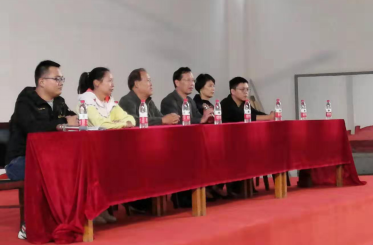武昌区文明办领导莅临必赢官网 为军运会志愿者加油鼓劲 武昌区文明办领导莅临必赢官网 为军运会志愿者加油鼓劲