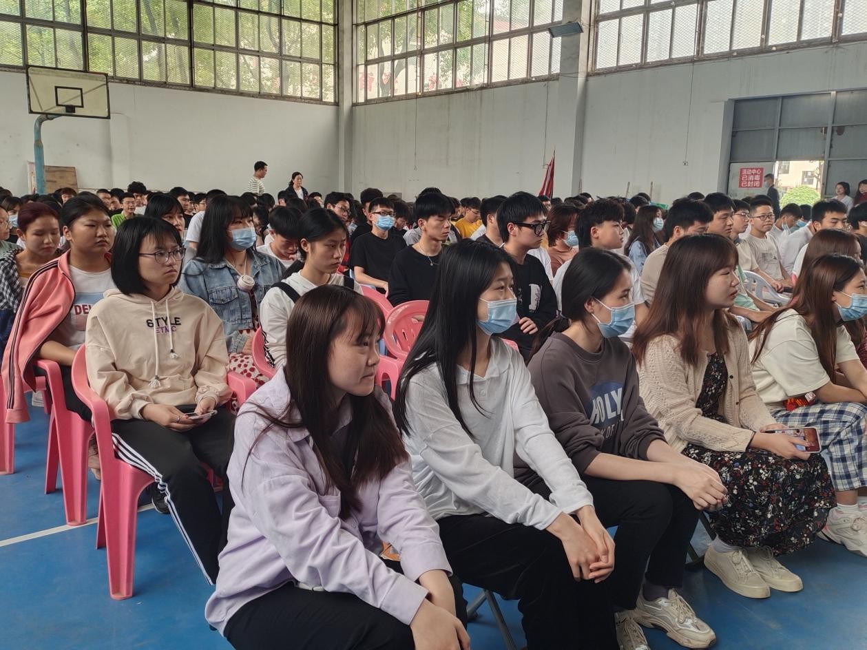 必赢电子游戏网站2020-2021第二学期 党史学习专题教育讲座(第一讲) 必赢电子游戏网站2020-2021第二学期 党史学习专题教育讲座(第一讲)
