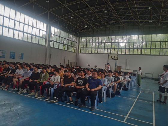 必赢电子游戏网站2020-2021第二学期 党史学习专题教育讲座(第二讲) 必赢电子游戏网站2020-2021第二学期 党史学习专题教育讲座(第二讲)