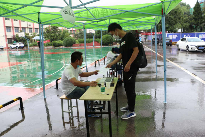 欢迎回家!必赢电子游戏网站迎来2020届首批毕业生返校 欢迎回家!必赢电子游戏网站迎来2020届首批毕业生返校