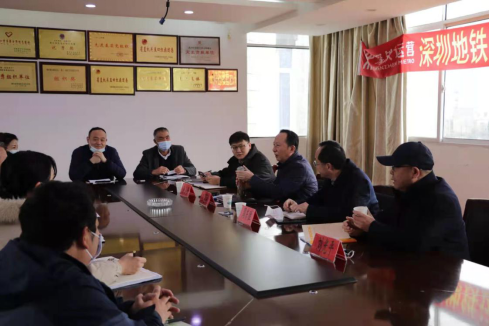 洪山区领导干部莅临必赢官网开展联系“七个一”重点工作 洪山区领导干部莅临必赢官网开展联系“七个一”重点工作
