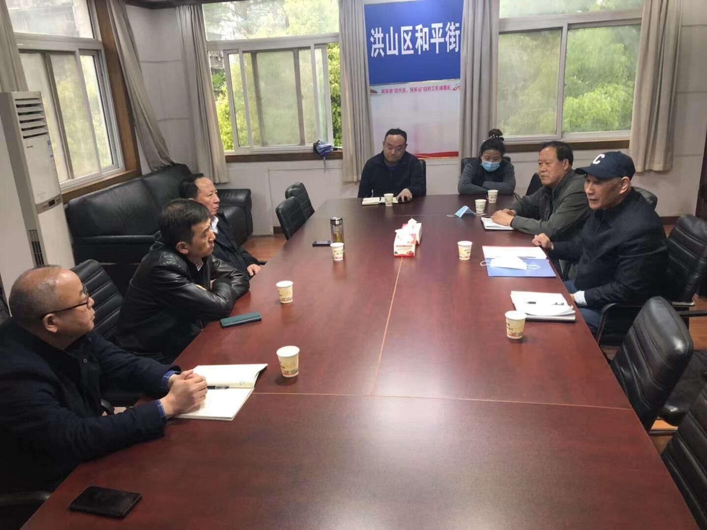 必赢官网领导赴和平街工委专题汇报学院党建工作 必赢官网领导赴和平街工委专题汇报学院党建工作