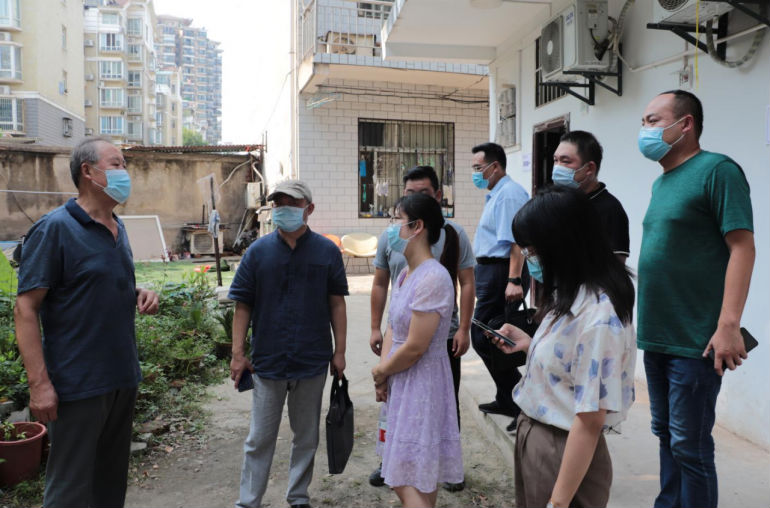 洪山区开学工作组评估工作专班莅临必赢官网指导秋季开学工作 洪山区开学工作组评估工作专班莅临必赢官网指导秋季开学工作
